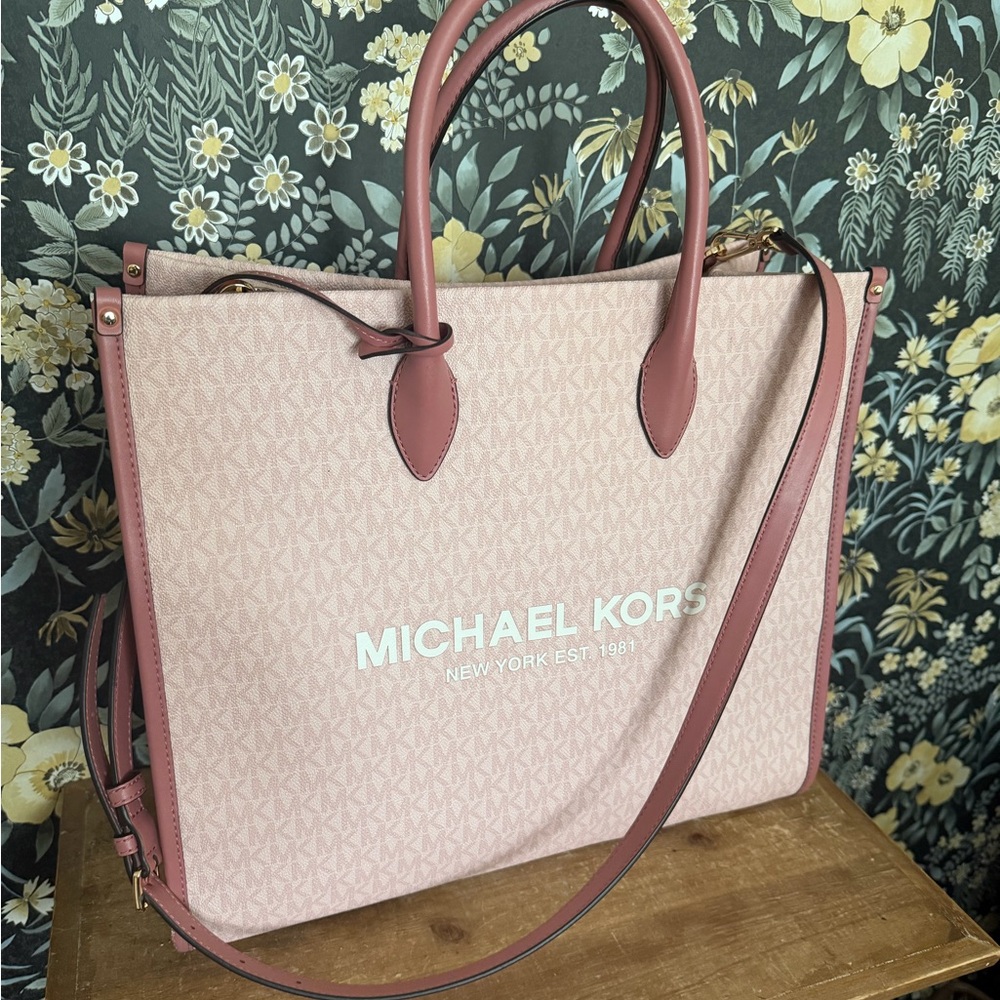 Michael Kors Blush Pink Signature Tote with Top Handles